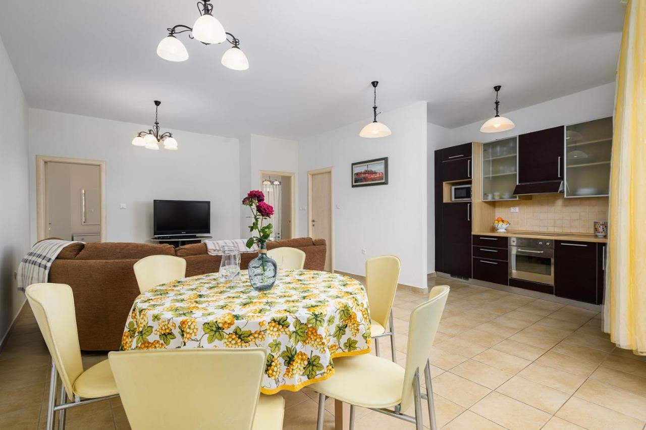 Penzión pre hostí Adria 3*